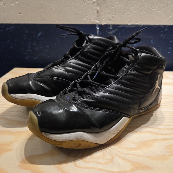 Jordan Other - Jordan B-2rue - Black/Metallic Silver/Concord - Basketball Shoes (Size 12)